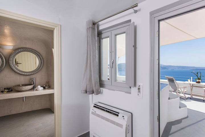 Villa pour 2 personnes, avec balcon et vue sur l’océan à Santorin - 4