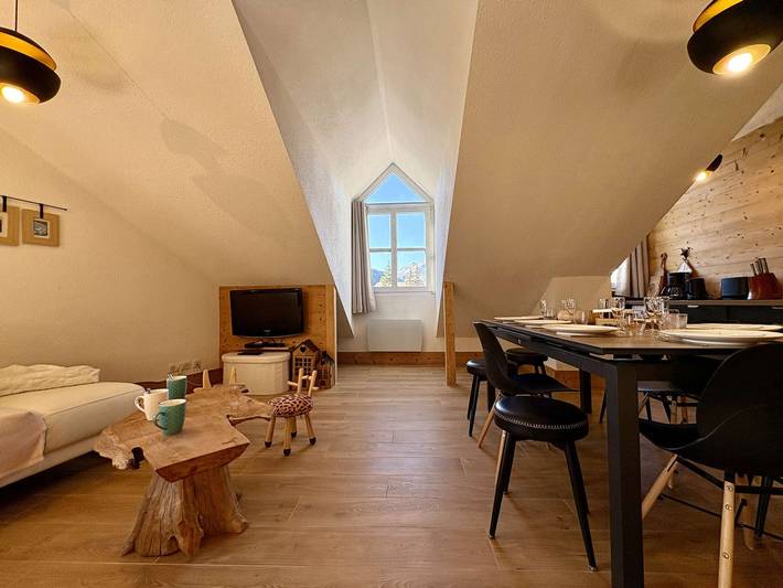 Apartamento entero, Apartamento 4 habitaciones para 10/12 pers en Briançon con Wifi in Briançon, Serre Chevalier