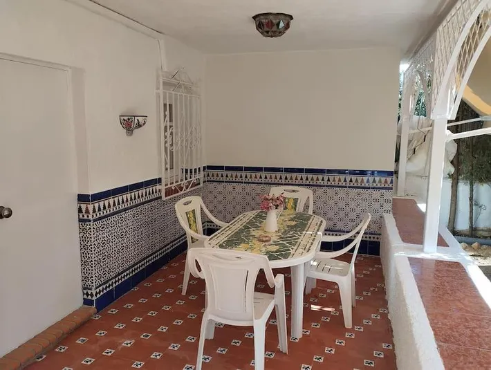 Casa de vacaciones para 4 personas, con jardín y vistas además de piscina y terraza, Se admiten mascotas - 1