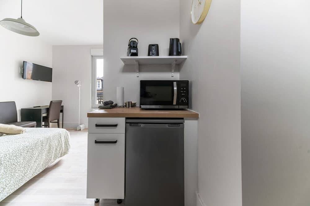 Entire apartment, Le Desroziers 325 - 31 avenue Victoria - Vichy in Vichy, Vichy region