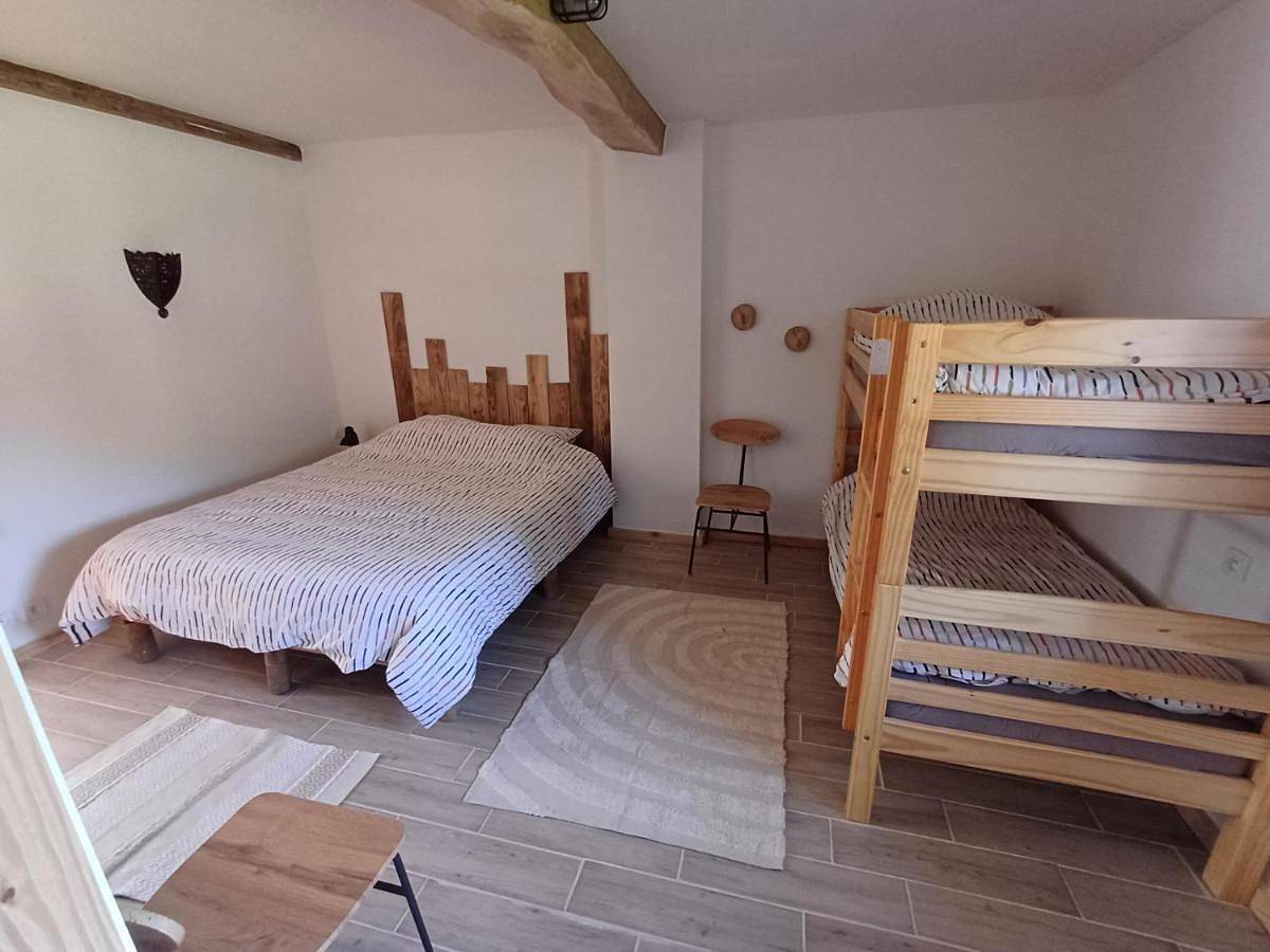 Pays de Joie - Gite La Guitare in Montalembert, Région de Niort