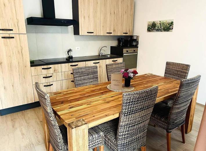 Casa vacanza per 6 persone, con Terrazza e Piscina nonché Panorama a Affi
