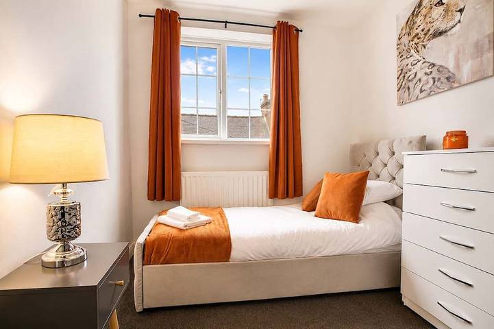 Spacious 3Br Equipped Kitchen by Stay With Us in Sunderland
