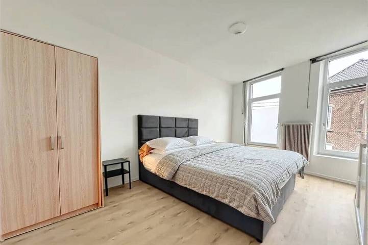 Location de vacances pour 6 personnes dans Aéroport de Charleroi Bruxelles Sud Gosselies - 4