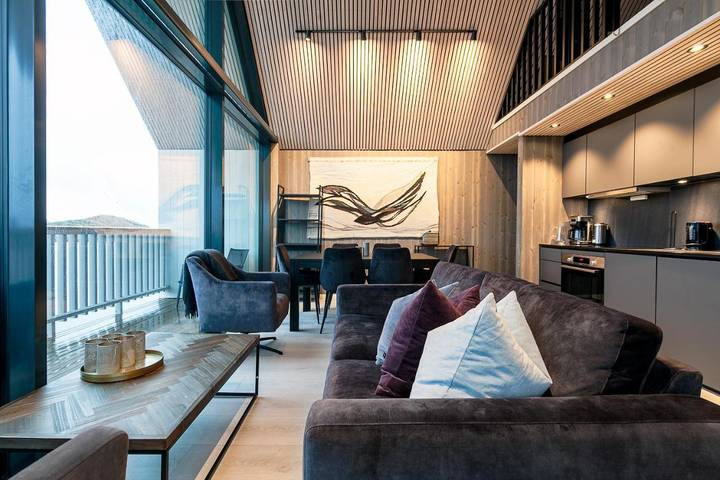 Gîte pour 4 personnes, avec terrasse et vue dans Henningsvær - 2