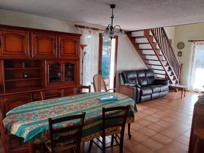 Location de vacances pour 7 personnes, avec jardin et vue à Savignac-les-Ormeaux - 4