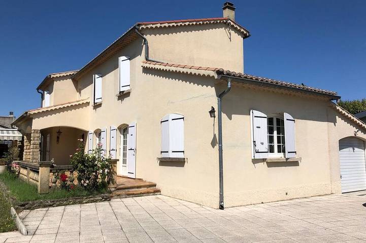 Villa pour 12 personnes, avec jardin, animaux acceptés - 1