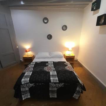 Gîte pour 2 personnes, avec vue à Thiers