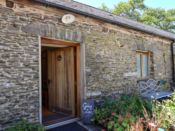 Golwg Las in Carmarthenshire