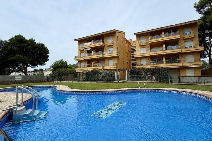 Appartement de vacances pour 6 personnes, avec piscine ainsi que terrasse et jardin - 1