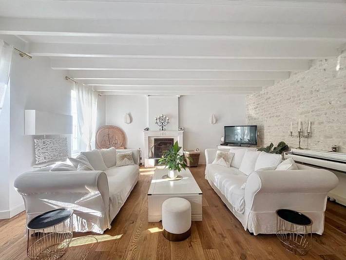 Location de vacances pour 12 personnes, avec terrasse, animaux acceptés à Aigrefeuille-d'Aunis