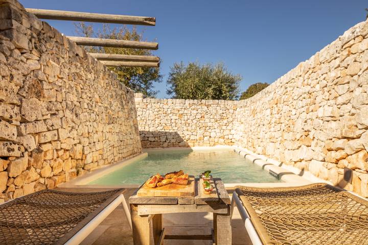 Trullo Fortuna Pool Suite - Loco... in Locorotondo, Region de Bari