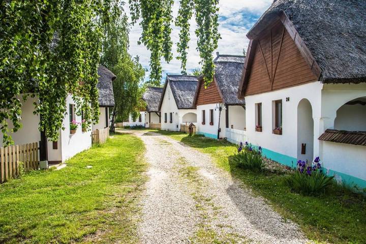 Ferienpark für 6 Personen, mit Terrasse und Garten am Balaton