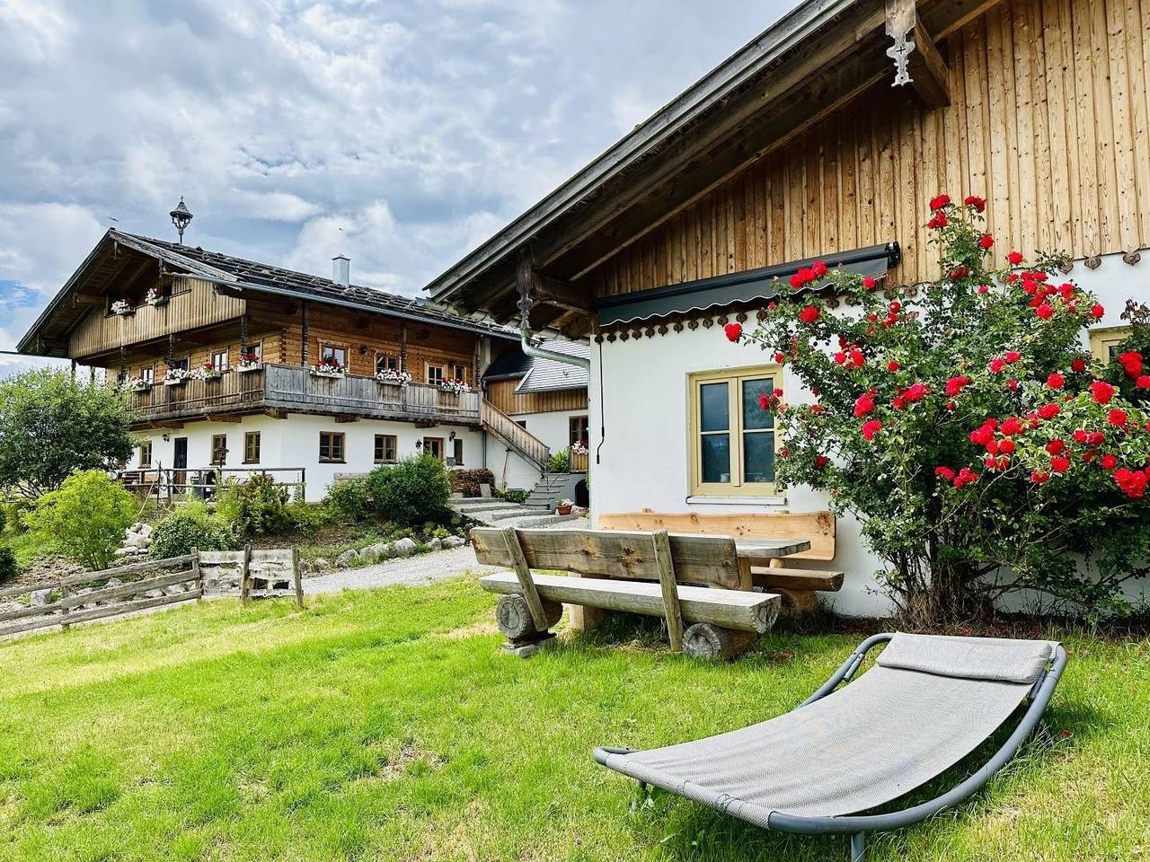 Ganze Ferienwohnung, Langegger Alm - Sennerstube in Bernbeuren, Romantische Straße