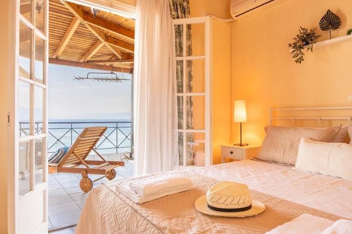 Gîte pour 5 personnes, avec vue et terrasse à Koróni - 4