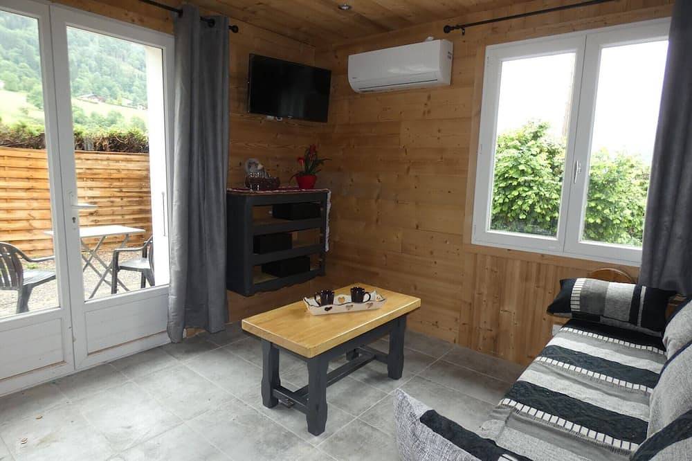 Apartamento entero, Quiet gite private jacuzzi wifi terrace near Lake Annecy pets welcome in Thônes, Región de Annecy