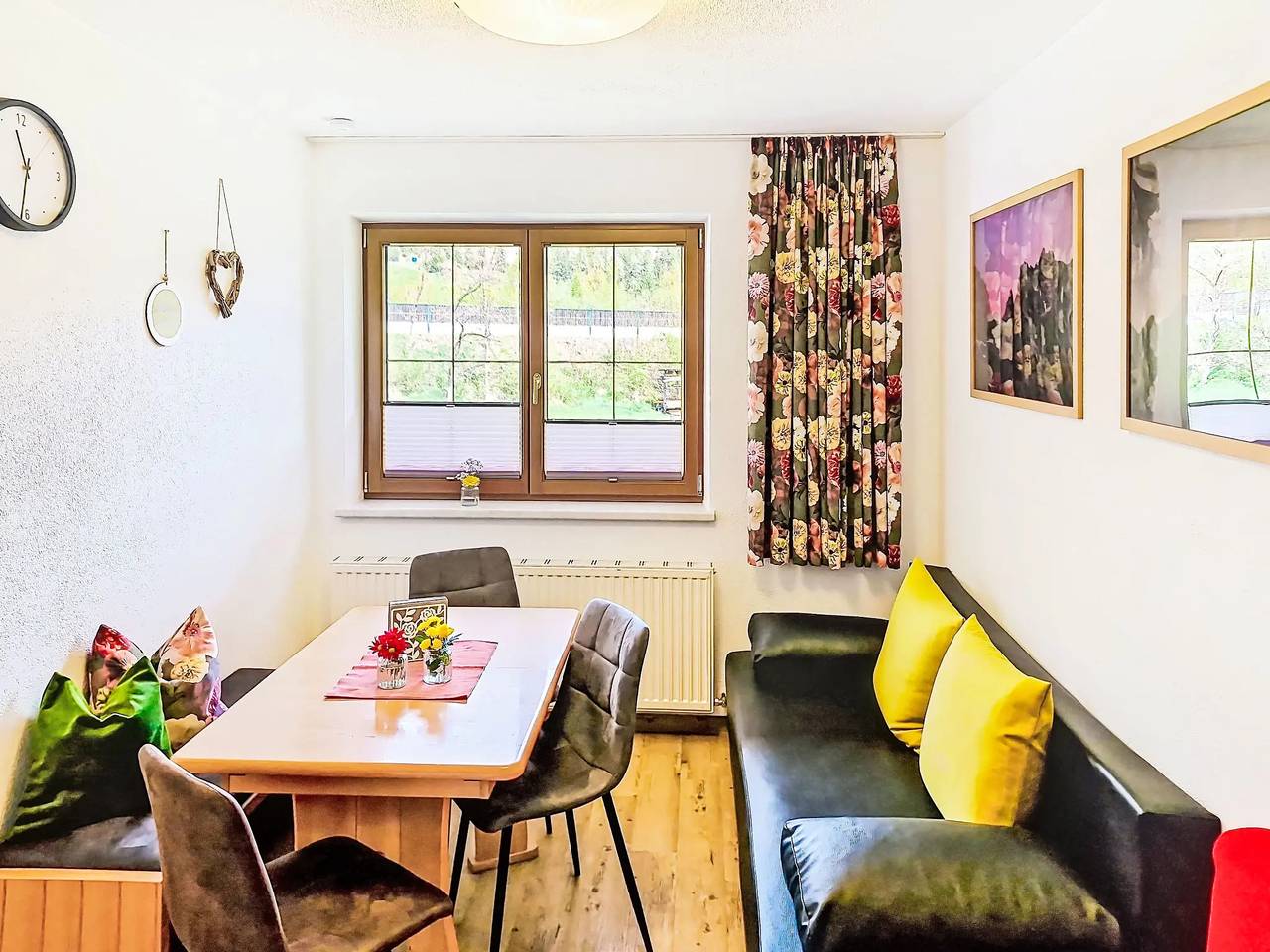 Geheel appartement, 3 kamers 4 personen in Glockturmkamm, Ried im Oberinntal