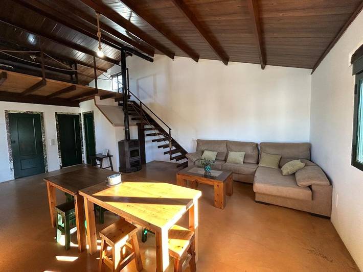 Casa rural para 10 personas, con Balcón y Terraza además de Piscina y Vistas en Arahal - 4