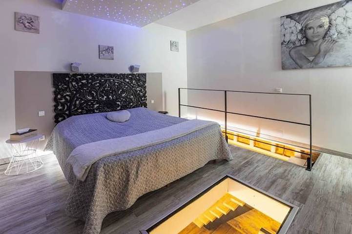 Location de vacances pour 2 personnes, avec piscine et jardin ainsi que terrasse et jacuzzi à Bain-de-Bretagne - 2