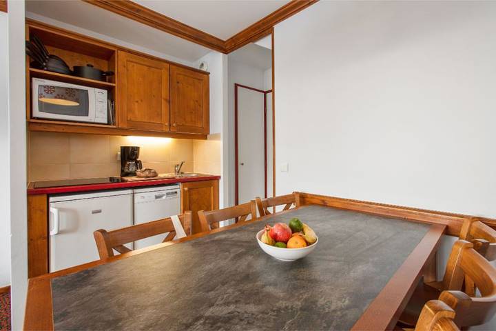 Gîte pour 6 personnes, avec sauna et balcon, adapté aux familles dans Plagne Soleil - 2