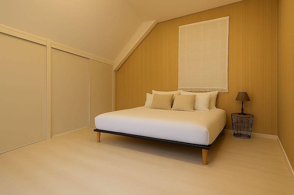 Entire apartment, Cosy nest in Saint Valery En Caux near the sea. in Saint-Valery-en-Caux, Dieppe region