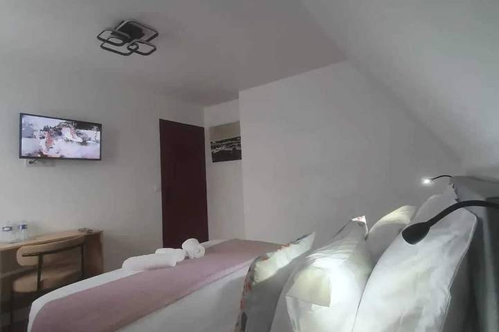 Location de vacances pour 8 personnes, avec jardin à Montebourg - 4