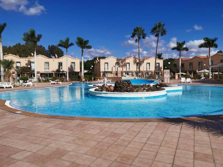 Casa rural para 4 personas, con balcón y piscina en Maspalomas