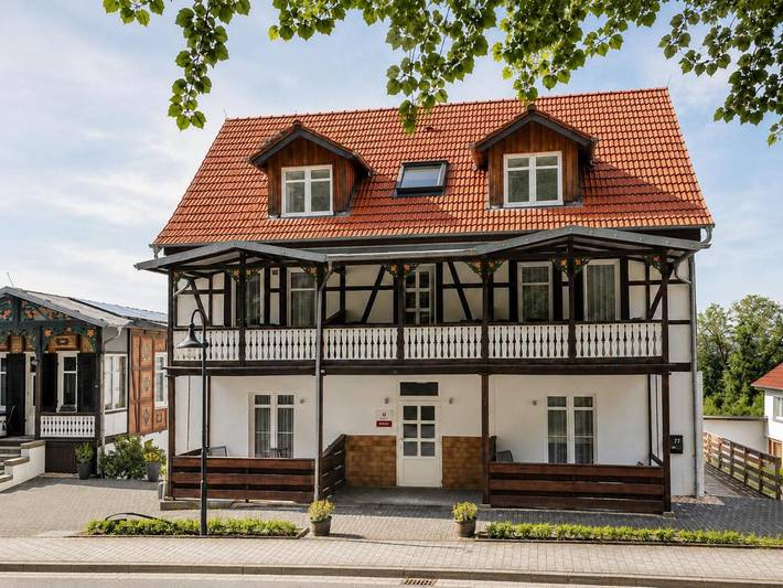 Ferienwohnung für 2 Personen, mit Terrasse und Garten sowie Ausblick