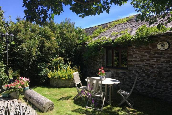 Cottage for 4 people, with garden, with pets in St. Merryn