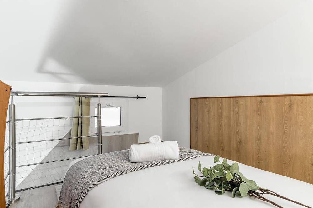 Entire apartment, Madrid Villaverde Vi - Apartament with patio, Ac in Madrid, Madrid Province