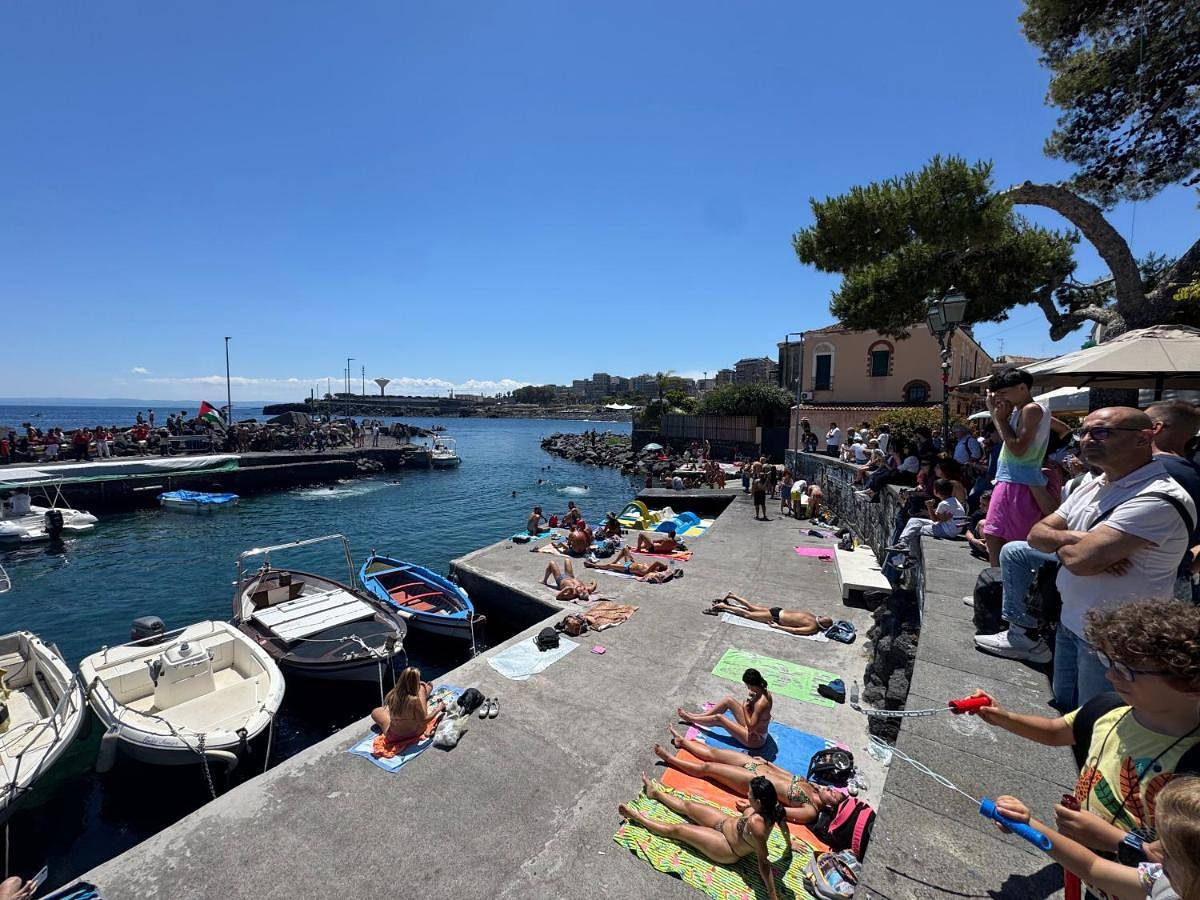 Double Room in Sole Mare Beach Club, Catania