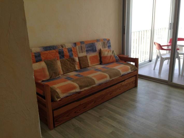Ganze Wohnung, Klimatisierte T3-Wohnung, 6 Betten, Terrasse, Parkplatz, 300m zu Geschäften in Le Barcarès, Côte d'Améthyste