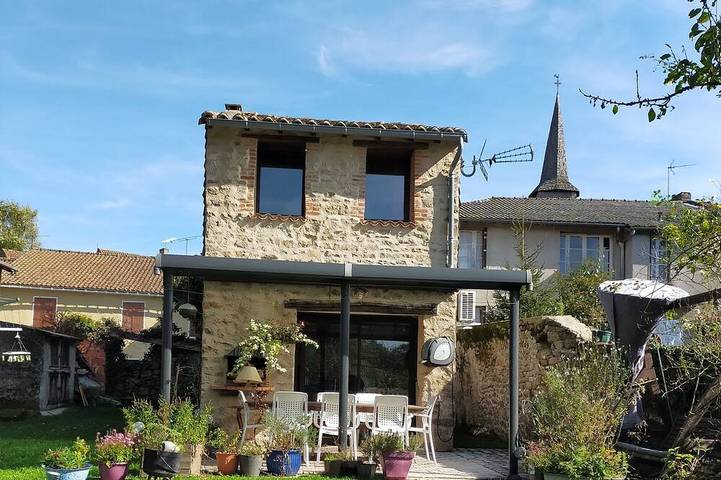 Location de vacances pour 4 personnes, avec Terrasse et Jardin à Bessines-sur-Gartempe