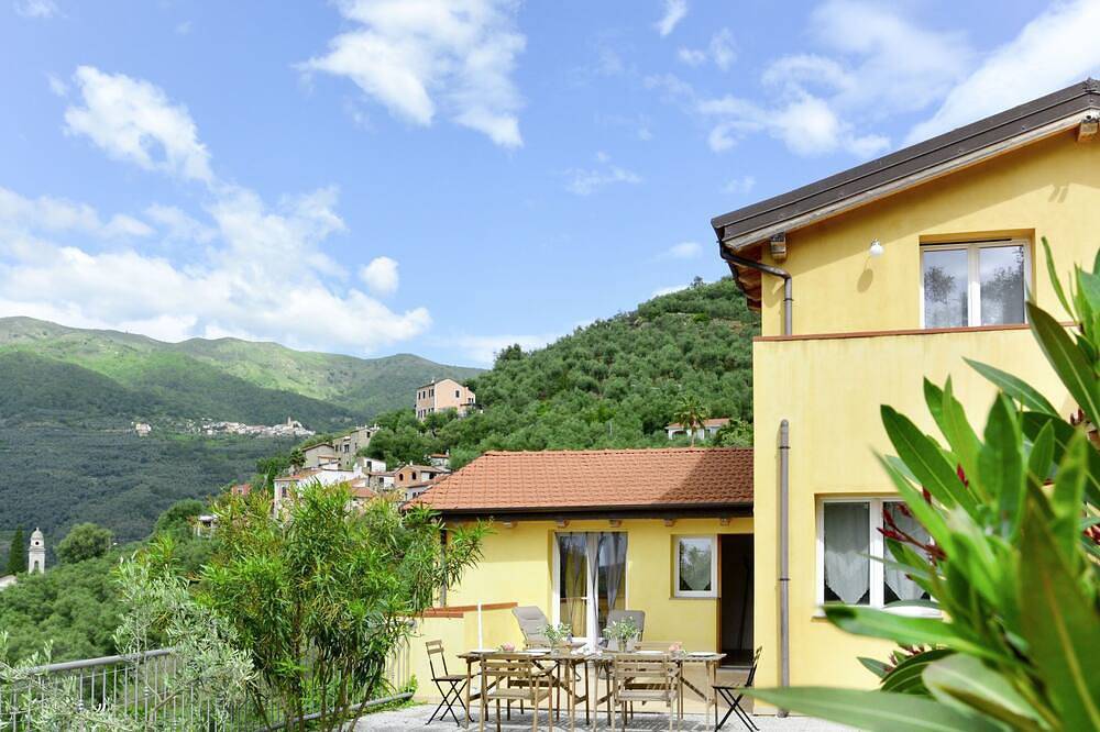 Appartamento vacanze a Prelà a partire da 106€ a notte