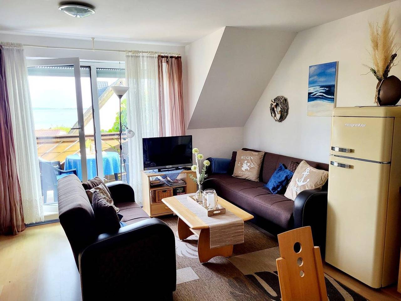 Appartement entier, Ferienwohnung Boddenblick: Ihr Rückzugsort in Breege mit Blick auf den Bodden in Breege, Région de Rügen