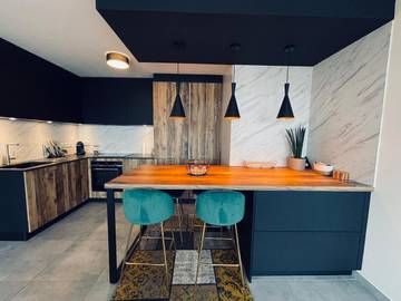 Gîte pour 4 personnes, avec vue sur le lac ainsi que vue et terrasse dans Publier Amphion