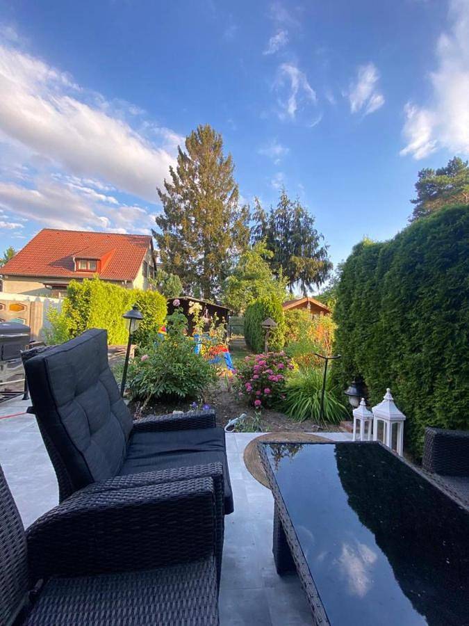 Ganze Ferienwohnung, Double Room with Garden View in Buckow, Berlin