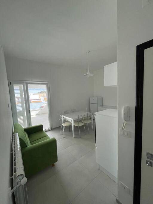 Appartamento intero, Two-Bedroom Apartment in Carmiano, Provincia di Lecce