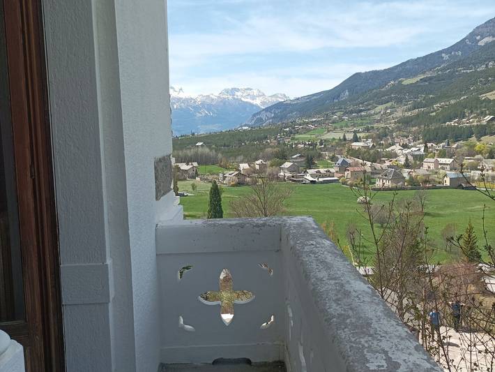 Ganze Wohnung, 3-Zi-Whg im Schloss in Jausiers für 6 Personen, Balkon, Haustiere erlaubt in Jausiers, Nationalpark Mercantour