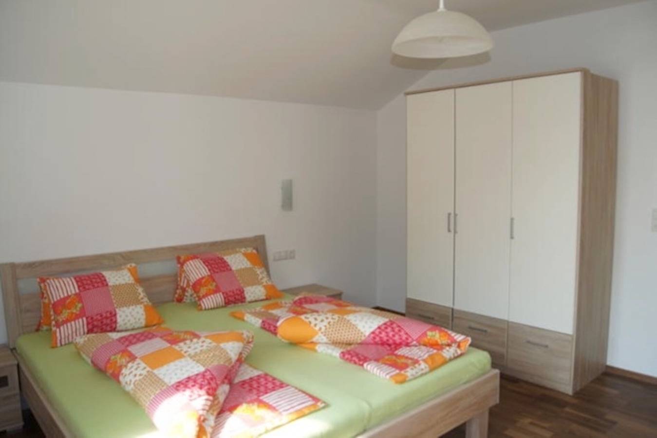 Ganze Wohnung, Ferienwohnung "Gertis Top 2" mit Bergblick, Wlan & Balkon in Stumm, Ski-Optimal Hochzillertal