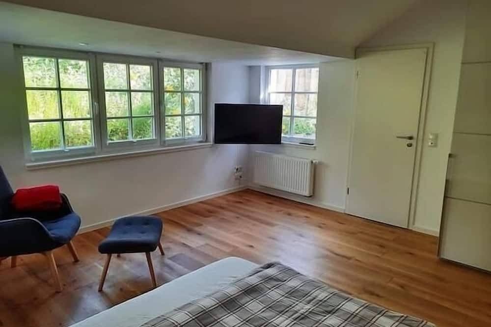 Ferienhaus Pfotenglück für 6 Erwachsene + 1 Kleinkind; und 2 Hunde oder Katzen. in Oetzen, Landkreis Uelzen