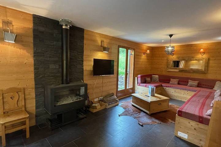 Chalet for 15 people, with terrace and garden - 1