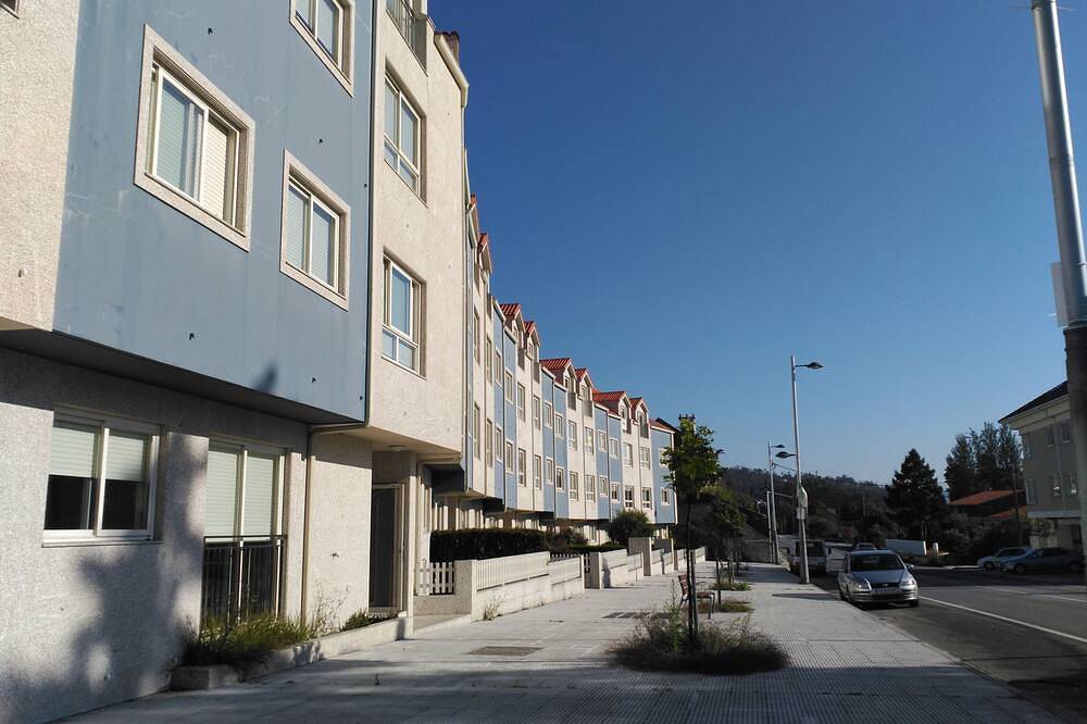 Entire apartment, Apartment at the beach in Poio, Rías Baixas