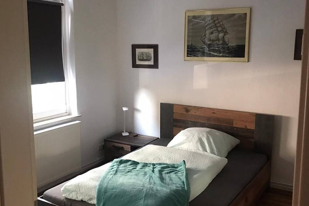 Ganze Wohnung, Ruhige 3 Zi., Küche, Bad. 80 qm, Balkon u. Garten mitten in der Stadt in Peine, Braunschweig und Umgebung