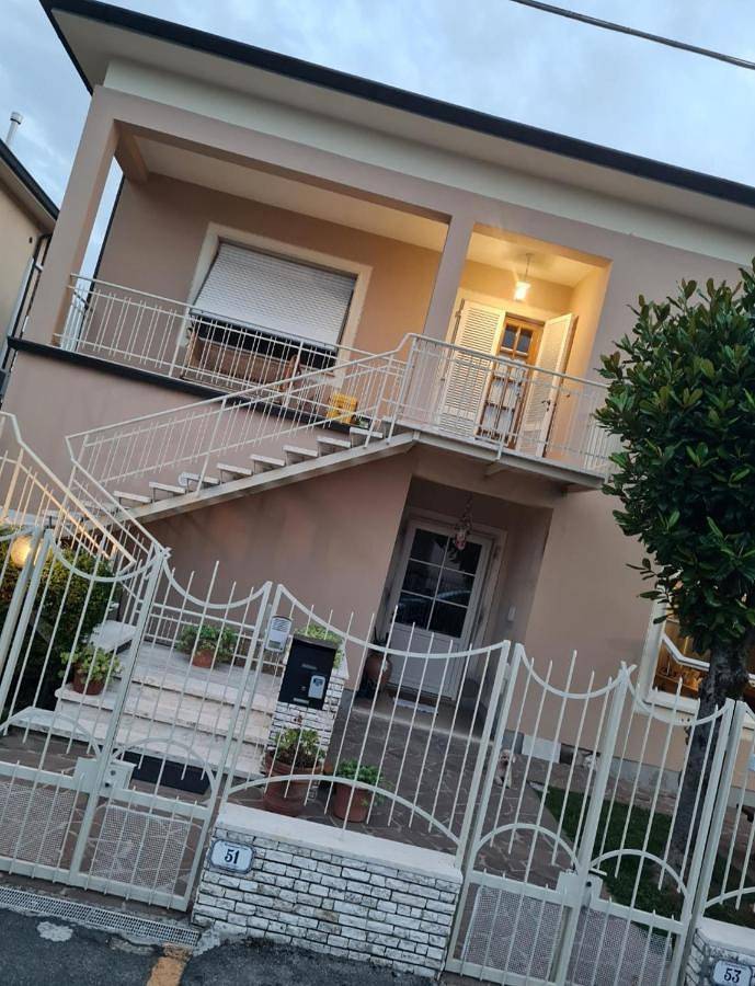 Ferienwohnung für 4 Personen, mit Ausblick und Garten, kinderfreundlich - 1