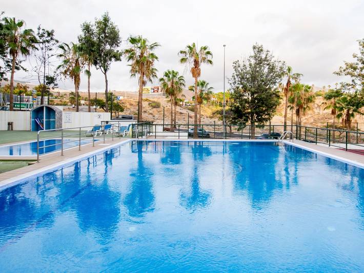 Holiday apartment for 4 people, with garden and balcony as well as pool, child-friendly - 1