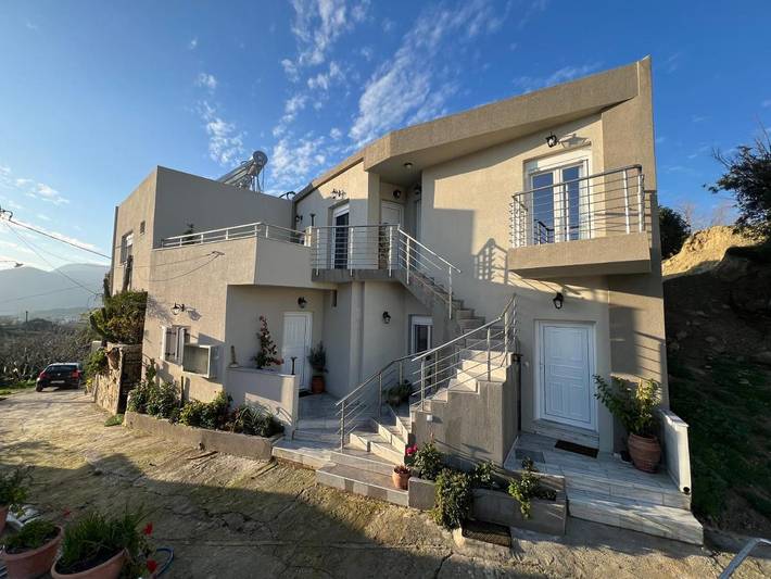 Gîte pour 2 personnes, avec vue et balcon ó Zarós