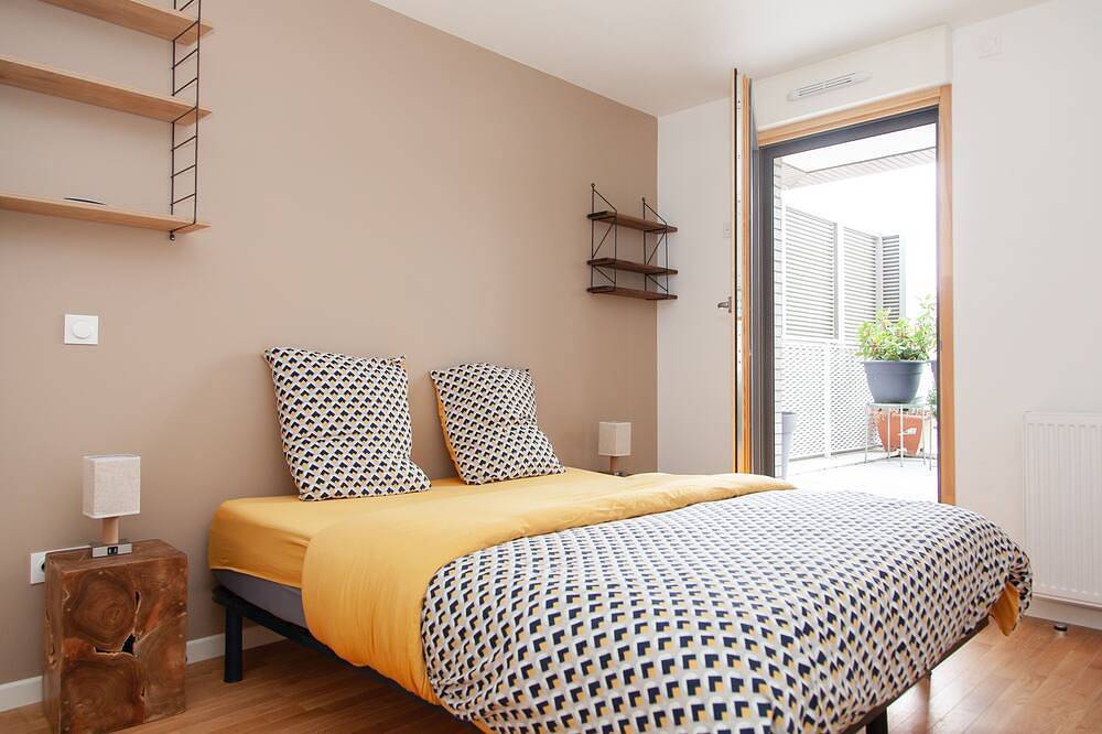 Entire apartment, Appart Chic & Elégant-Métro 7 Leo-Lagrange+Parking in Villejuif, Val-de-Marne