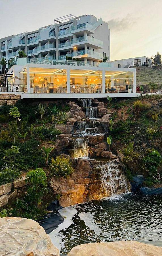 Apartahotel para 6 personas, con Balcón y Jacuzzi además de Terraza y Jardín en Mijas