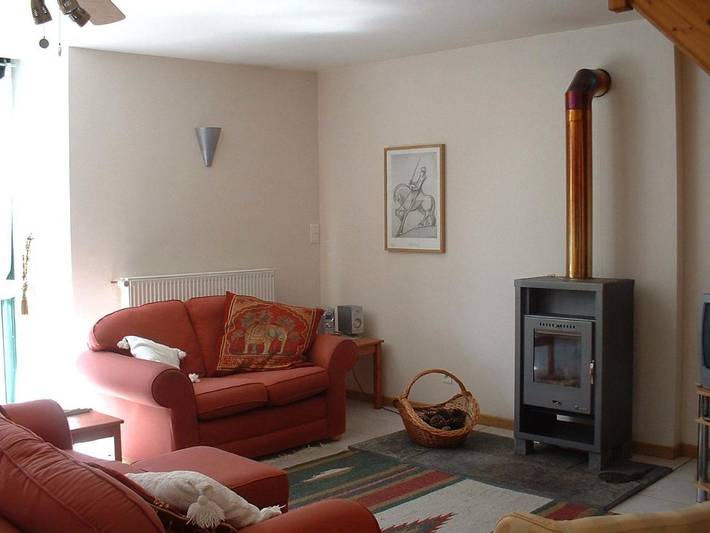 Location de vacances pour 6 personnes, avec jardin et vue, animaux acceptés dans Bon Repos sur Blavet - 3